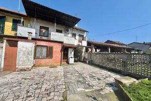 Casa indipendente di 117 m² con 3 locali e box aut