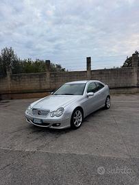Mercedes classe c 220 sport