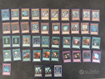 Mazzo di carte YuGiOh! drago bianco occhi blu