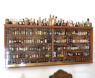 Collezione liquori mignon + bacheca in legno