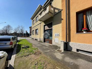 MAGAZZINO A BUSTO ARSIZIO