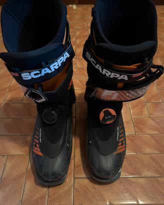 Scarponi scaroa F1