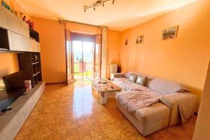 Appartamento di 115 m² con 4 locali e box auto a A
