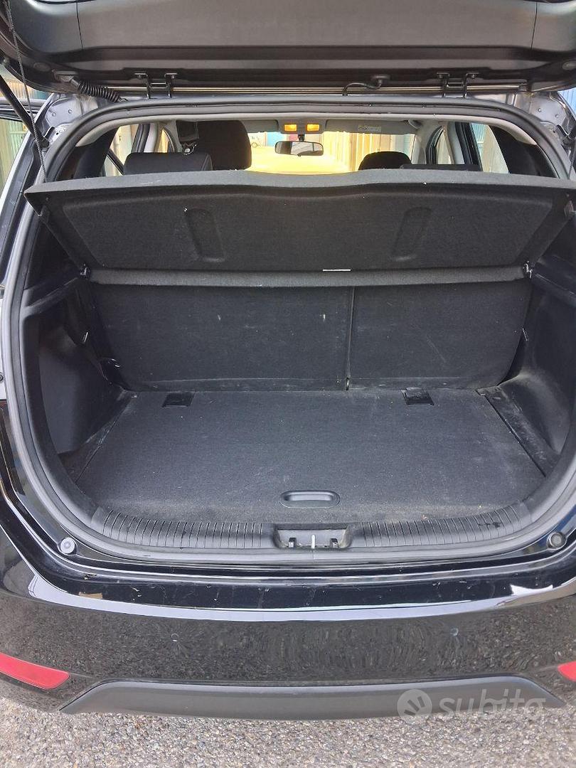Hyundai Ix20 2015 photo 4