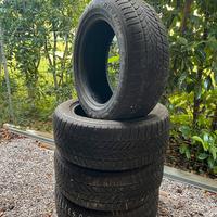Gomme dunlop 225/55 R17