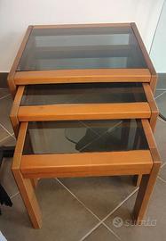 Tris tavolini soggiorno in legno con vetro fumè