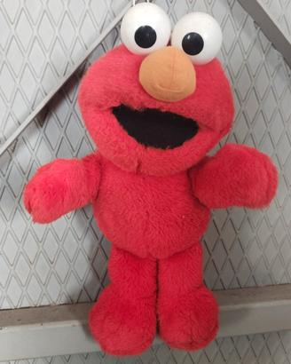 peluche interattivo "Trickle me Elmo"