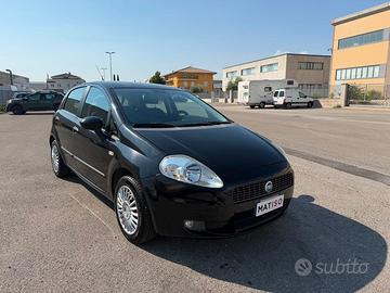 Fiat Grande Punto 132000 KM