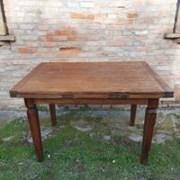 Tavolo in legno allungabile