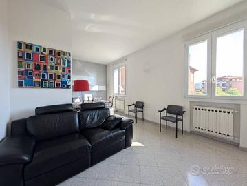 Appartamento di 131 m² con 5 locali e box auto dop