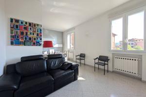 Appartamento di 131 m² con 5 locali e box auto dop