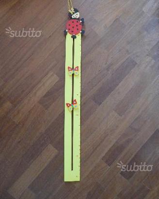 Metro da parete in legno bambini