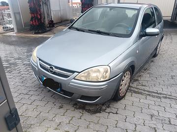 opel corsa C adam