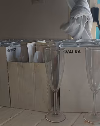 Set calici champagne IKEA – NUOVI, MAI UTILIZZATI