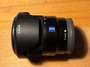 Sony Vario-Tessar T* E 16-70 mm f4 ZA OSS