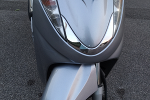 Honda SH 300 o permuto con SH 150