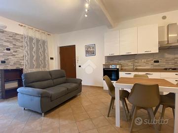 3 LOCALI A GRUGLIASCO