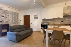 3 LOCALI A GRUGLIASCO