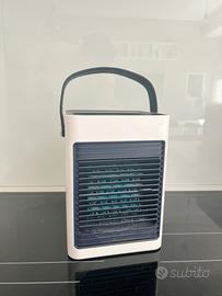 Ventilatore con ventola di raffreddamento