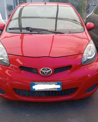Toyota Aygo 1.0 12V VVT-i 5 porte Sol