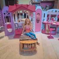 casa barbie con barbie e cavalli