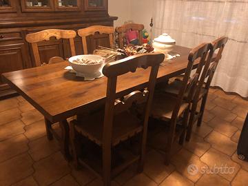 Tavolo in legno massello