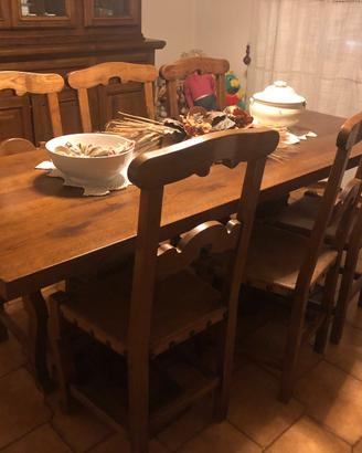 Tavolo in legno massello