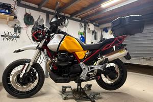 Moto guzzi V85tt euro 5 come nuova