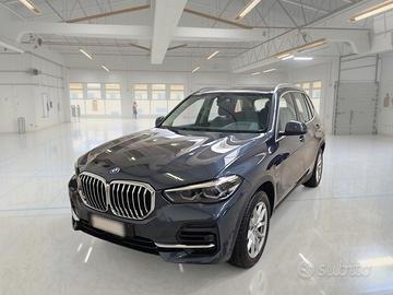 BMW X5 XDRIVE 45E BUSINESS AUTOM. SUV