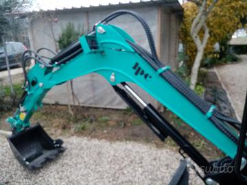 escavatore jpc
