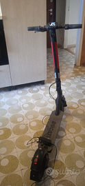 QVendo monopattino ducati pro