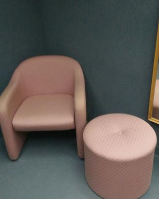 POLTRONA E PUFF ROSA CLASSICO