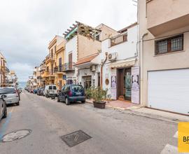 Cessione attività di centro estetico a Terrasini