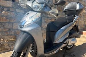 HONDA SH 300