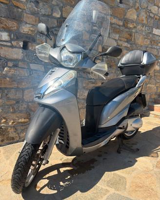 HONDA SH 300