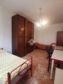 MONOLOCALE A BOLOGNA