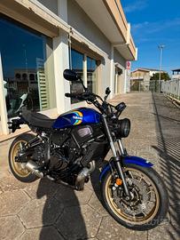 YAMAHA XSR 700
