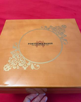 Scatola  vintage in legno Fortnum & Mason