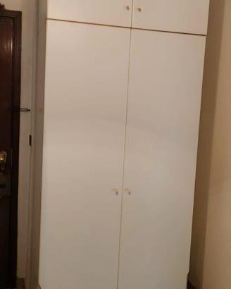  lavatrice, frigo, camera letto e soggiorno  