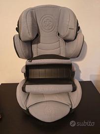 Seggiolino con isofix