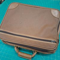 Borsa/Valigetta stile anni '80