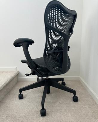 Herman Miller MIRRA 2