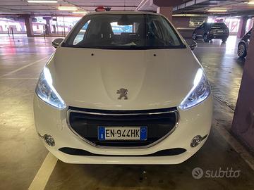 PEUGEOT 208 - 2012 3 p allure 82 cv Navi