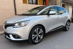 Renault Scenic 1.5 dci "Energie Intense"