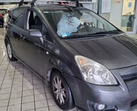 Toyota Corolla Verso 2.2