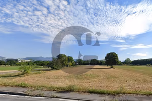 Terreno di 15710 m² a Calcinato