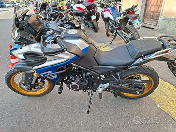 Voge 525DSX  