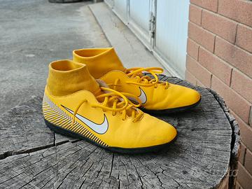 scarpe calcetto nike