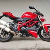 DUCATI Streetfighter 848