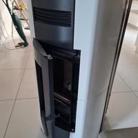 Stufa a pellet hidro HRV 200 TOUCH